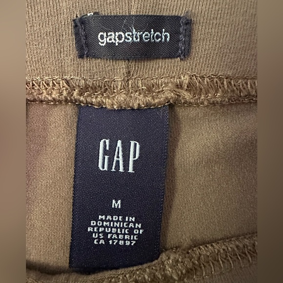 Gap Gap Stretch Womans Size M  Tan 3/4 Yoga Pants - Picture 3 of 7